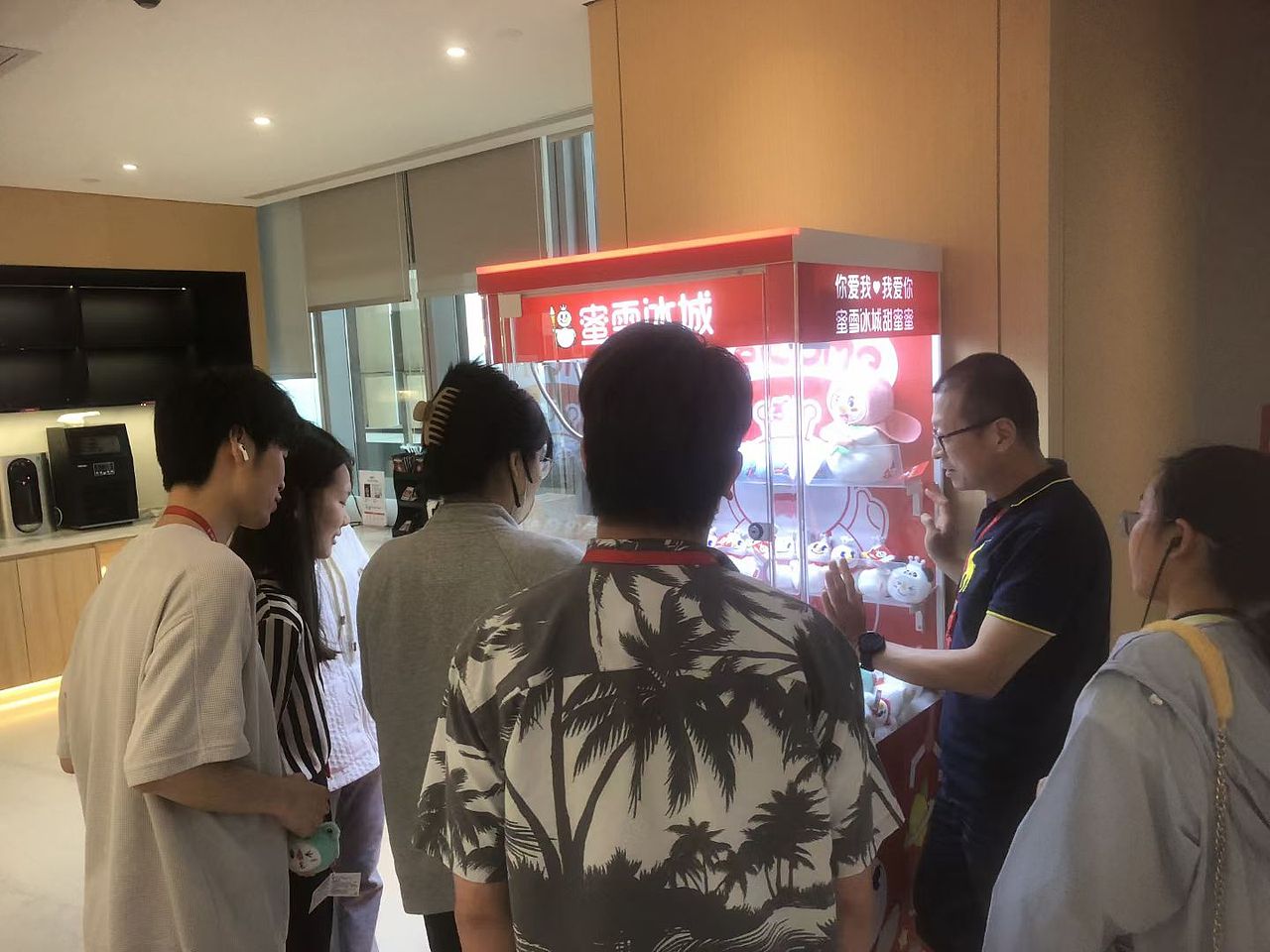 大康战略-品牌日课:蜜雪展