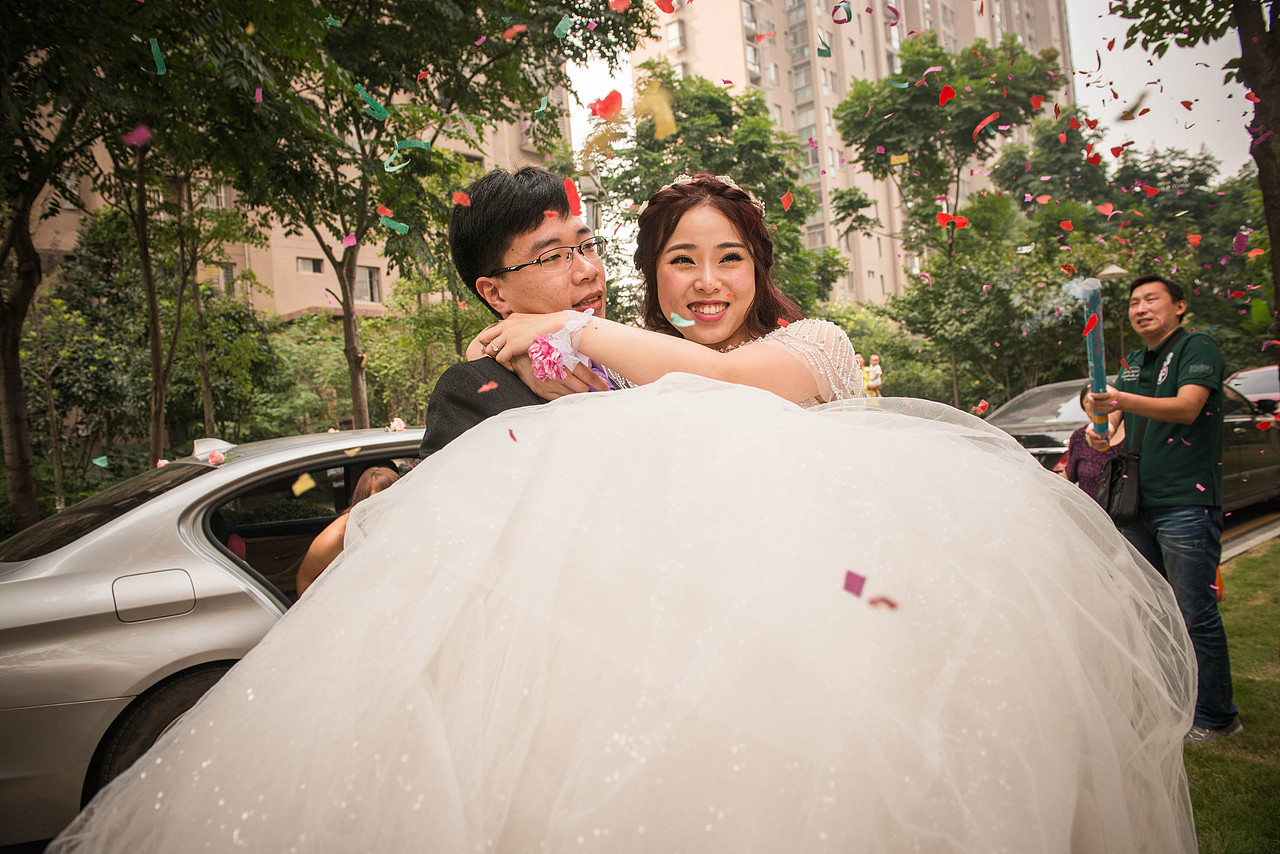 摄影师胡克婚礼跟拍作品 (武汉)（图ZMjAxMDI4NTI=） - 人文/纪实摄影 - 站酷设计师胡克原创素材 - 站酷ZCOOL