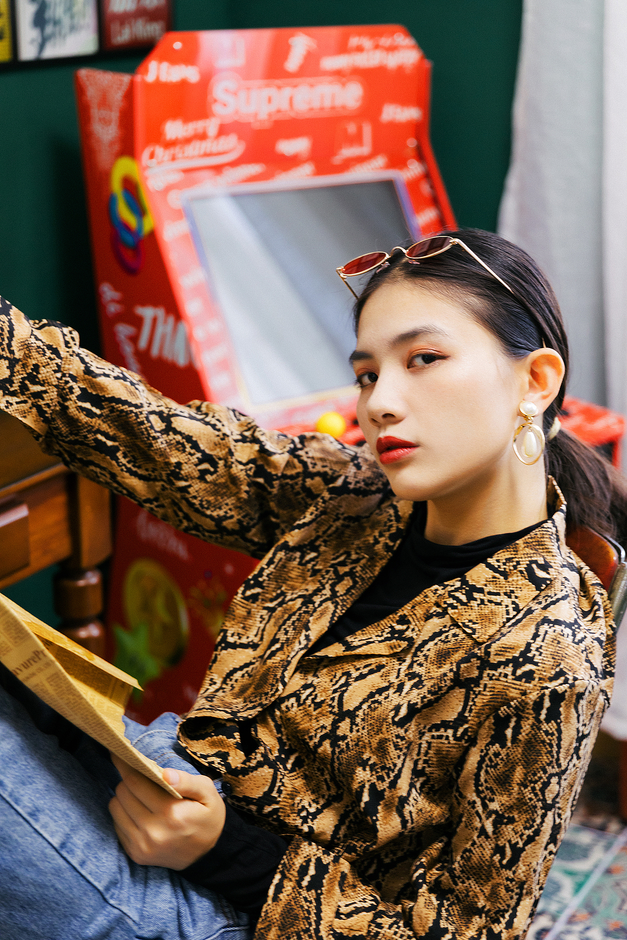 【人像】記得要酷一點(diǎn)（圖ZMTg0MTQwOTYw） - 人像攝影 - 站酷設(shè)計(jì)師未羊NAUIL原創(chuàng)素材 - 站酷ZCOOL