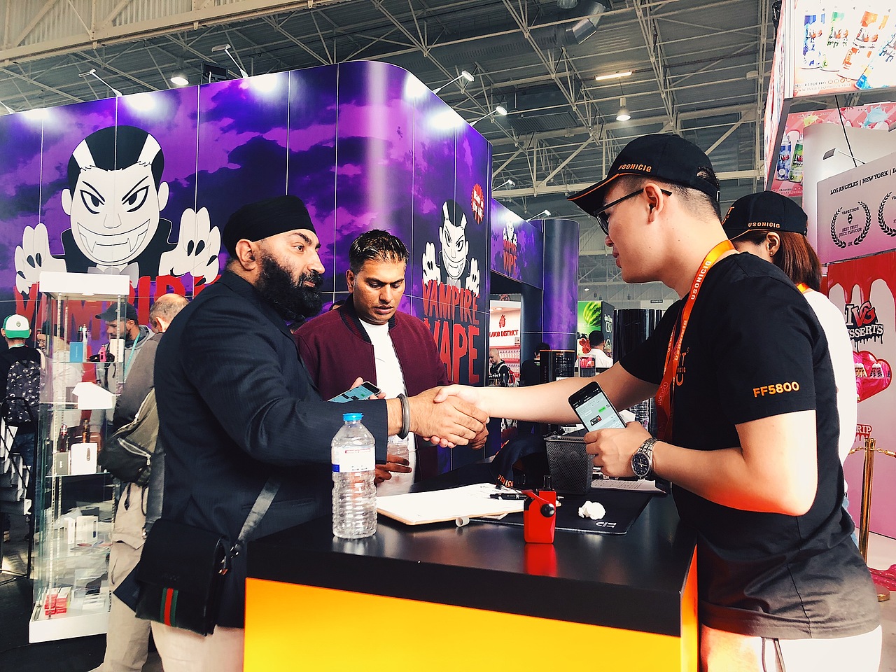 摄影 - 法国行 🇫🇷 / 展会 / 展馆 / 人文 / 法国（图ZMTg0NTM2MjE2） - 人文/纪实摄影 - 站酷设计师MrMaxlee原创素材 - 站酷ZCOOL