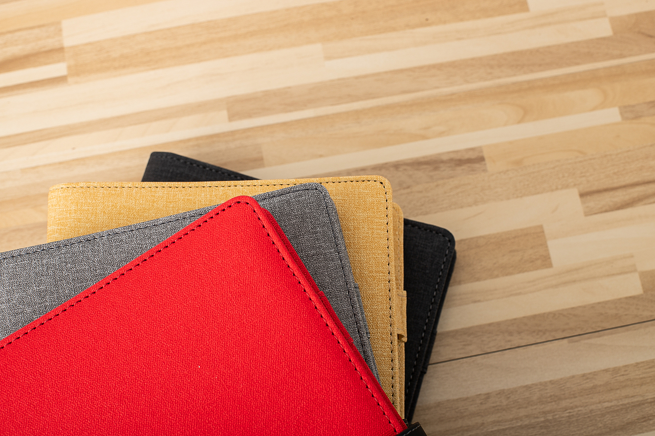 无线充电笔记本