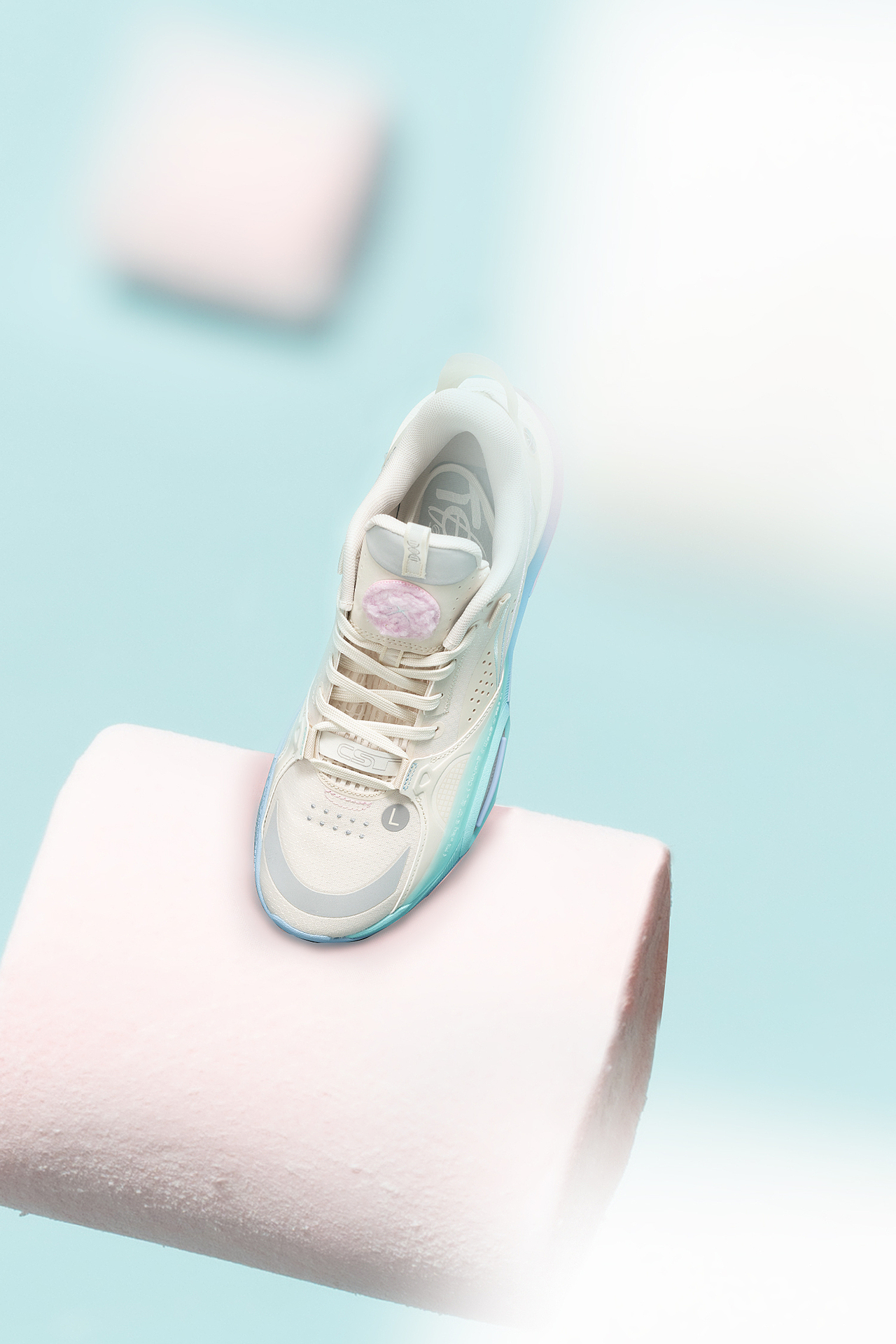 运动球鞋拍摄 电商李宁全城10棉花糖配色