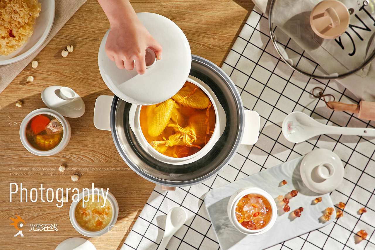 小熊隔水炖盅电炖锅电炖盅煮粥神器陶瓷场景