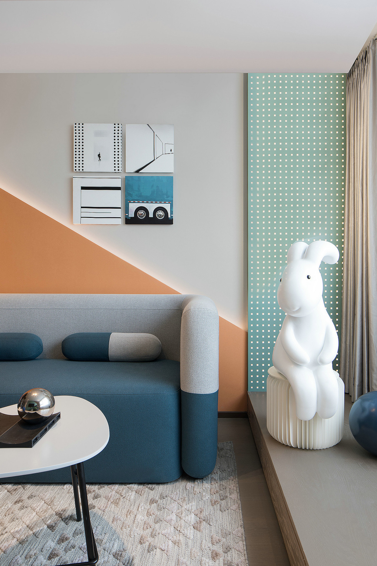 绚丽色彩演绎时尚居所