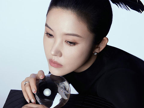 杨子珊 瑞丽伊人风尚