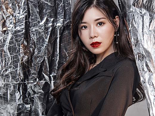 時(shí)尚形象照、個(gè)人形象照定制（個(gè)人主頁-ZMzQ5NzUxODA=） - 人像攝影 - 站酷設(shè)計(jì)師商務(wù)形象照拍攝原創(chuàng)素材 - 站酷ZCOOL