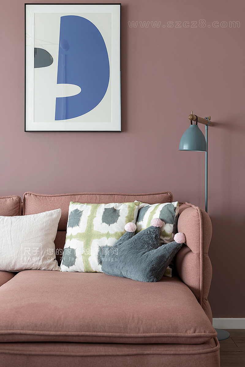 脏粉与皇家蓝的碰撞，爱旅行的他们家里也是诱人的风景（图ZMTgwNjIzMTQ4） - 家装设计 - 站酷设计师深圳尺子室内设计原创素材 - 站酷ZCOOL