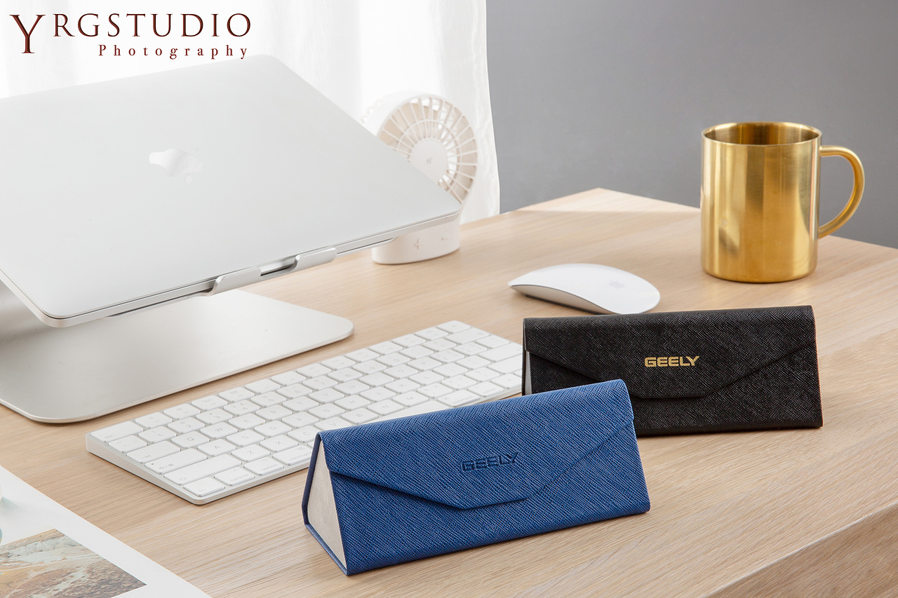 吉利产品周边 （折叠眼镜盒）（图ZMTUzNTIxODUy） - 产品摄影 - 站酷设计师野人高摄影工作室原创素材 - 站酷ZCOOL