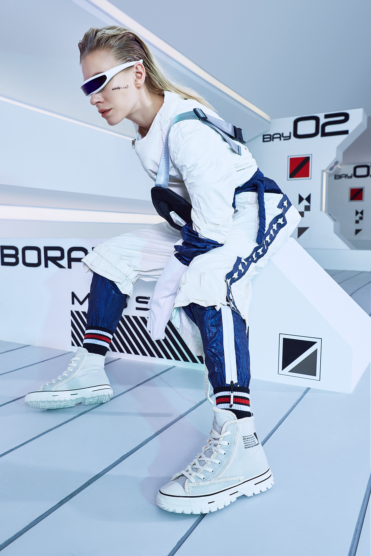 玩一組太空艙（圖ZMjUxODQ1MzY4） - 時尚/藝術(shù)攝影 - 站酷設(shè)計師陶曉鋒原創(chuàng)素材 - 站酷ZCOOL