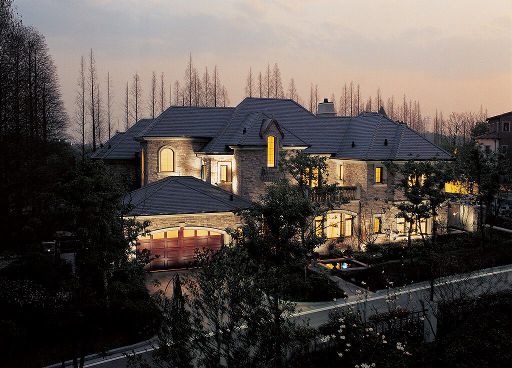 胶片拍的别墅夜景