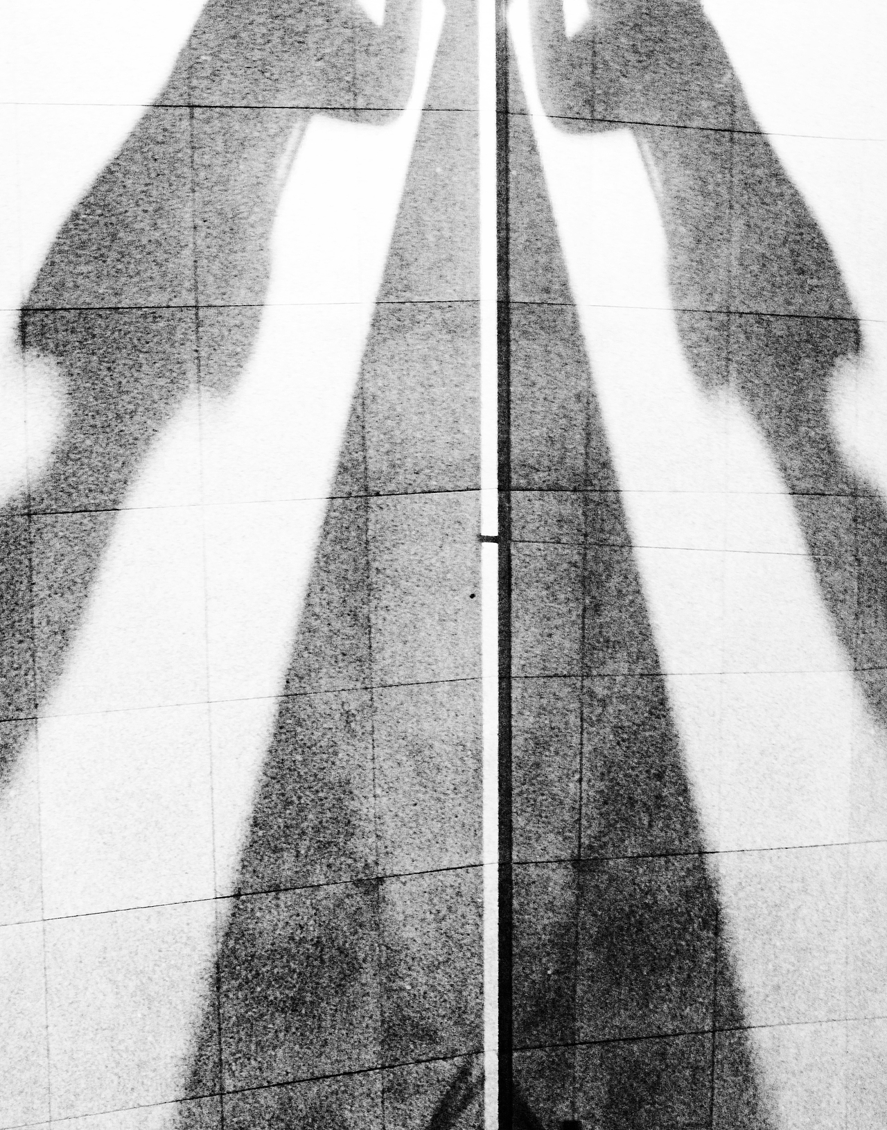 如影隨形（圖ZMTA2Mjc0NzU2） - 人文/紀實攝影 - 站酷設(shè)計師Yier_01原創(chuàng)素材 - 站酷ZCOOL