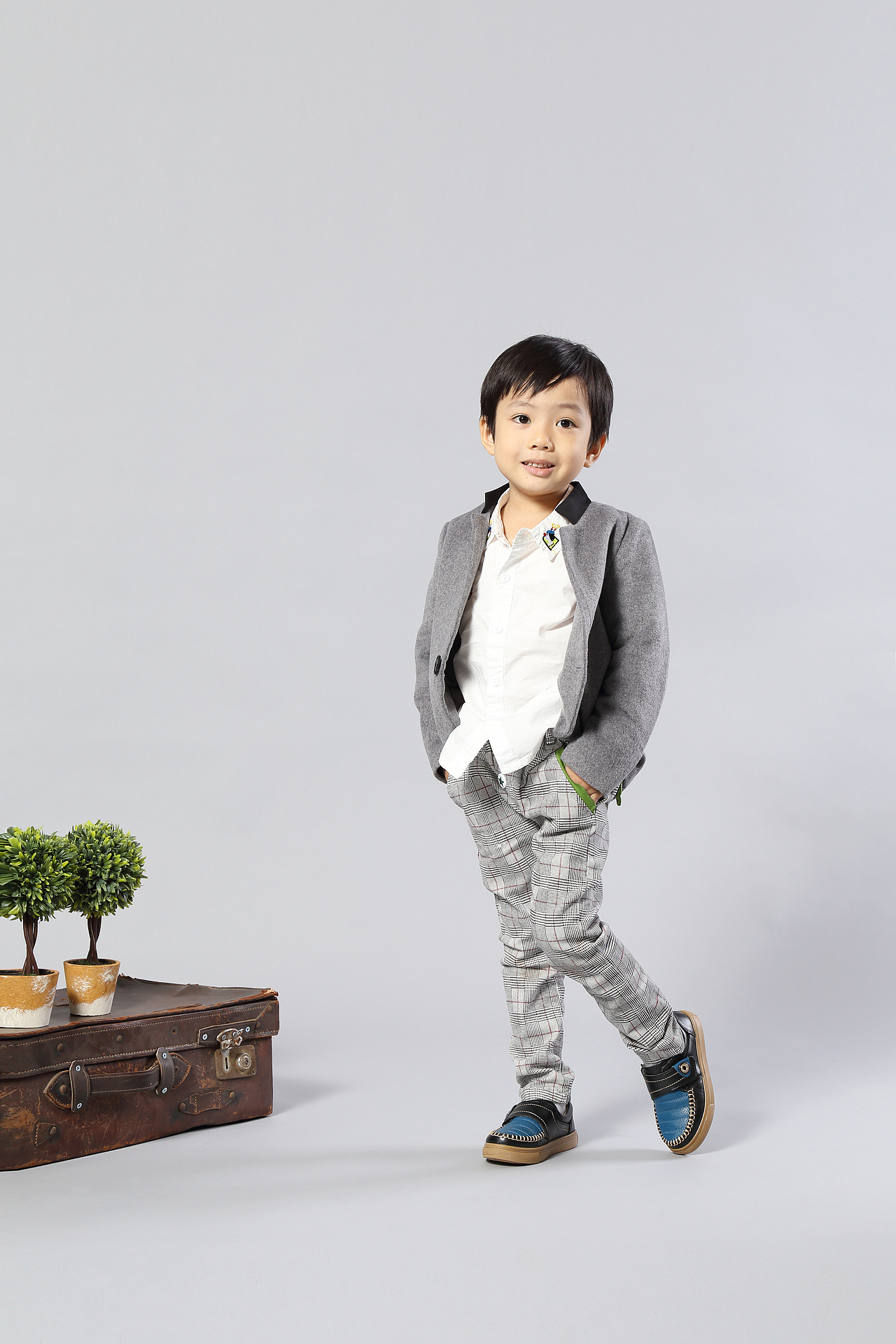 童鞋拍摄 童装摄影（图ZMzgxNzE4NDQ=） - 人像摄影 - 站酷设计师上海产品摄影原创素材 - 站酷ZCOOL