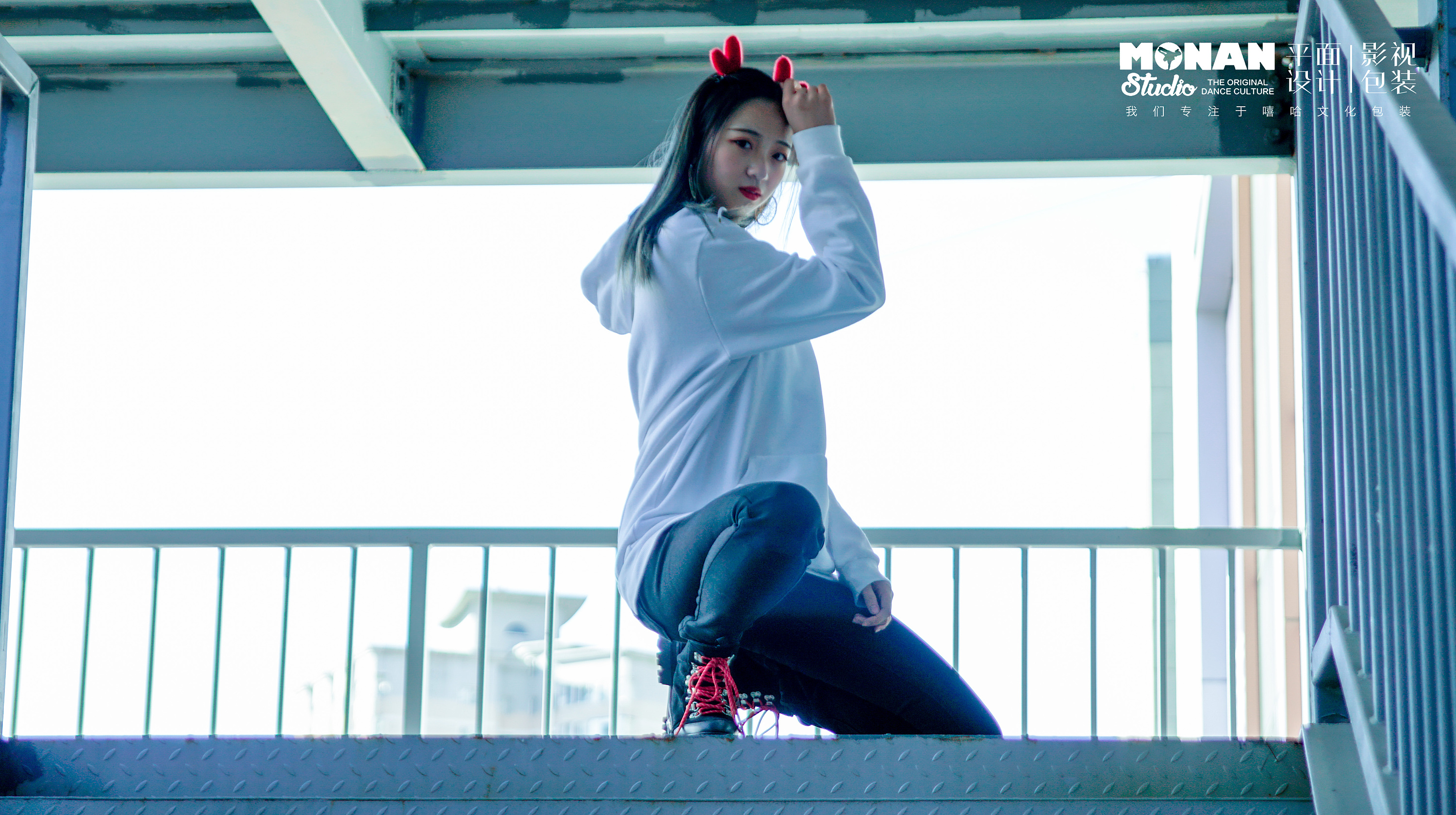 热舞街拍美女人物写真拍摄