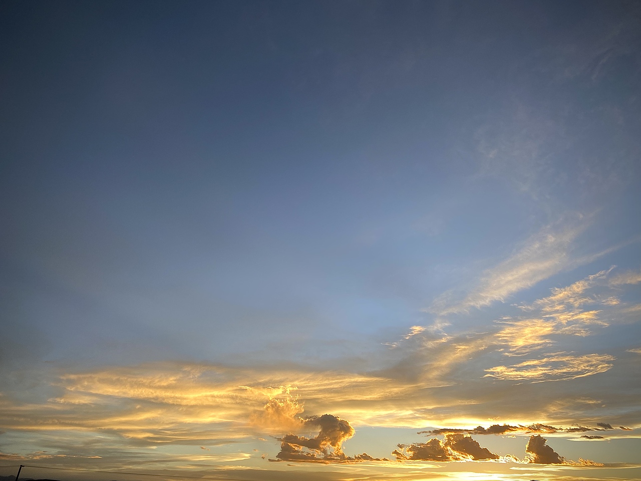 西藏黄昏的云朵（图ZMjc0ODQ3MzY0） - 风光摄影 - 站酷设计师yonglamu原创素材 - 站酷ZCOOL