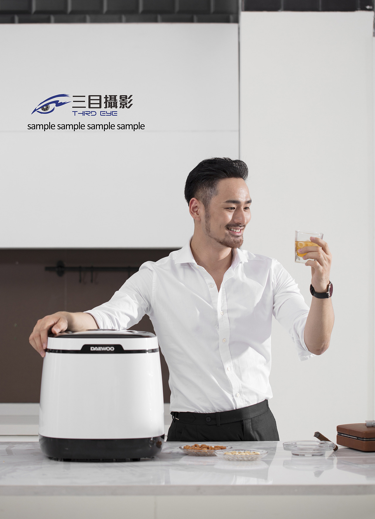 韩国大宇家用制冰机【三目摄影作品】（图ZMTAwNTY3NTEy） - 产品摄影 - 站酷设计师三目摄影原创素材 - 站酷ZCOOL