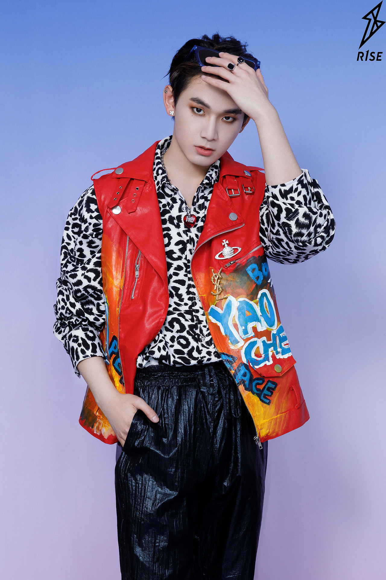 r1se-姚琛 r1se-张颜齐