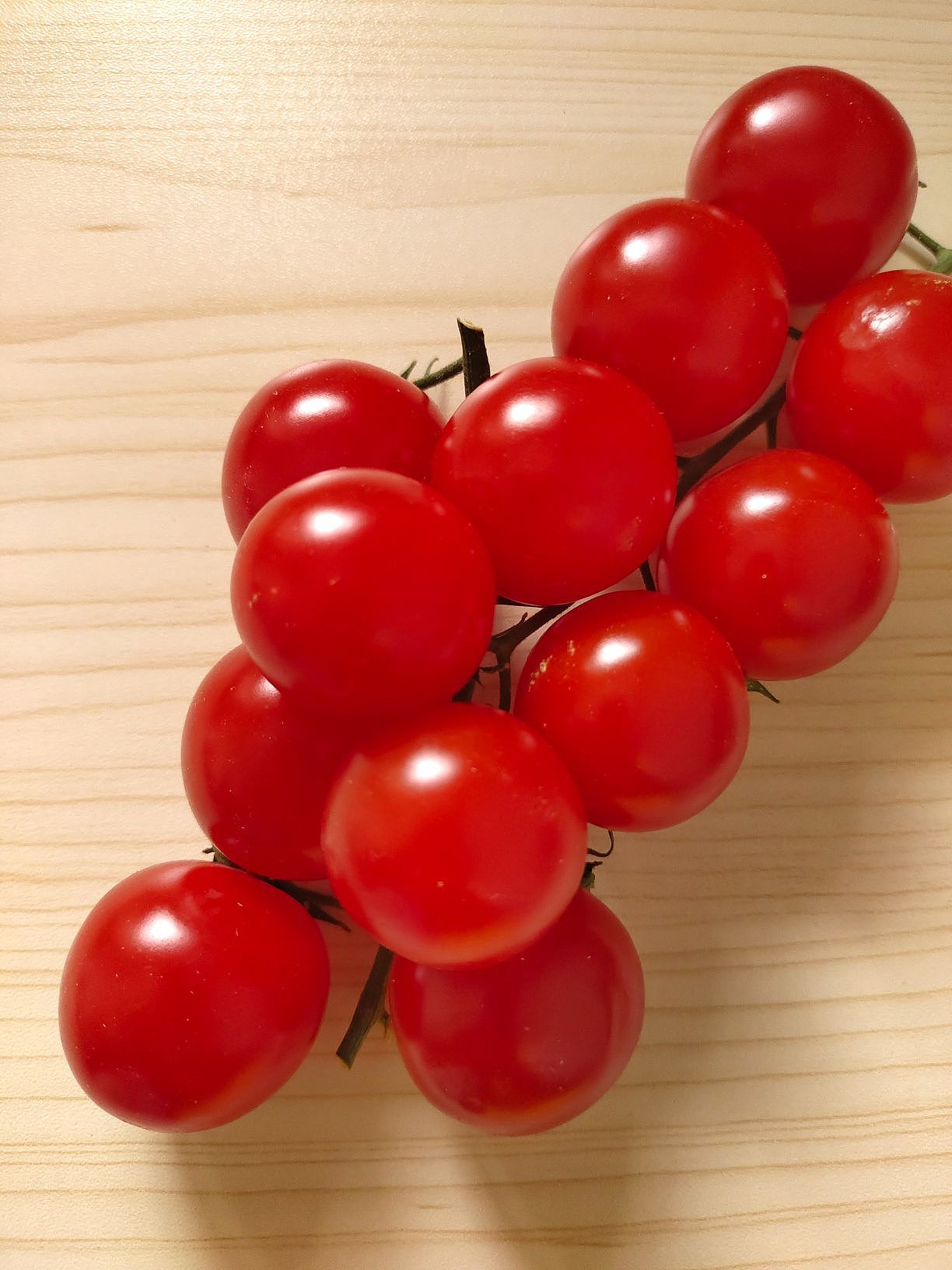 《番茄红了》-手机摄影