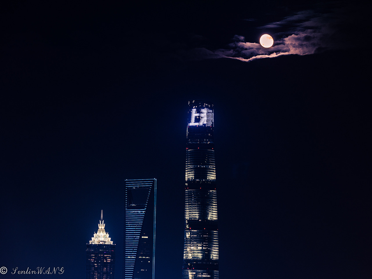 彩云追月（图ZMjAxNDk5OTI0） - 环境/建筑摄影 - 站酷设计师森林王senlinWANG原创素材 - 站酷ZCOOL