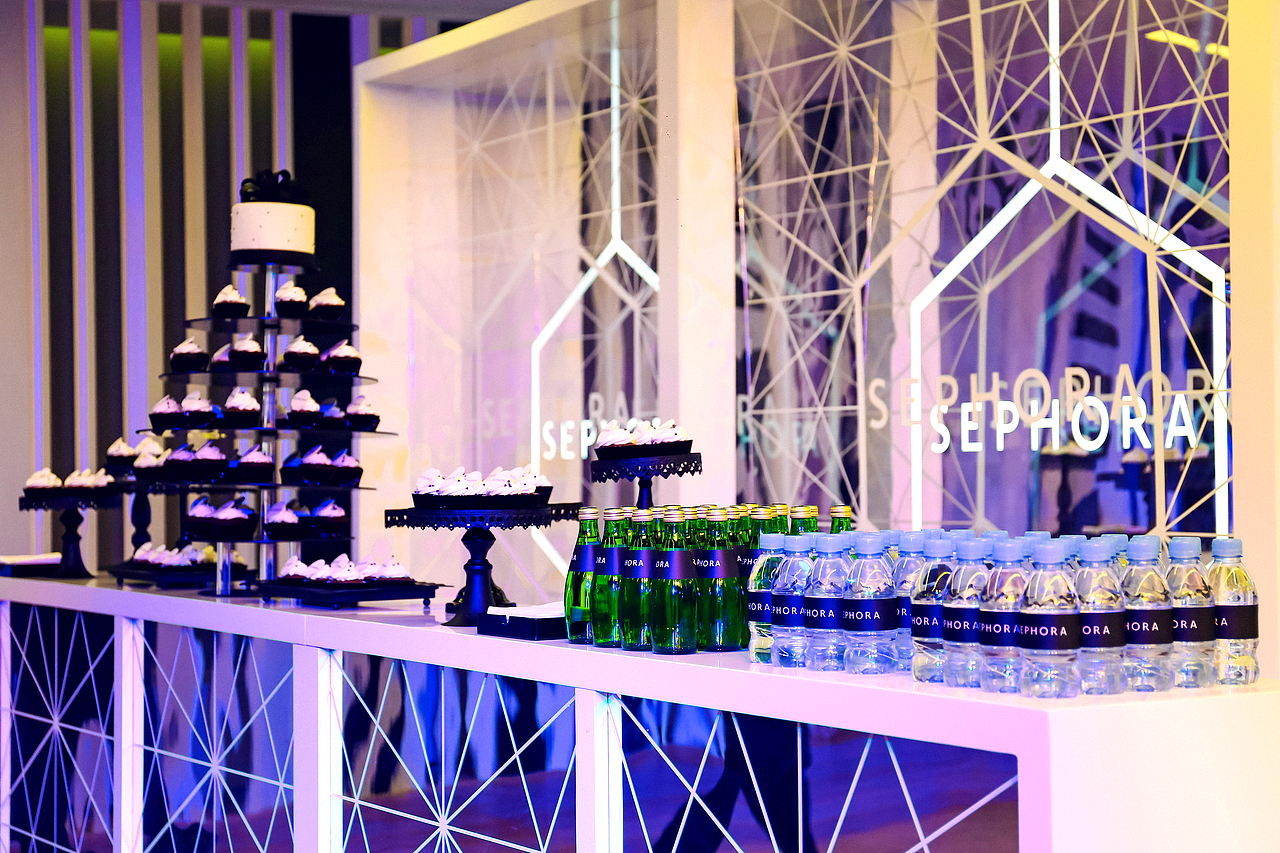美力“镜”现， SEPHORA秋冬媒体预览（图ZOTcwNzc5MTY=） - 其他三维 - 站酷设计师Leo_wu原创素材 - 站酷ZCOOL