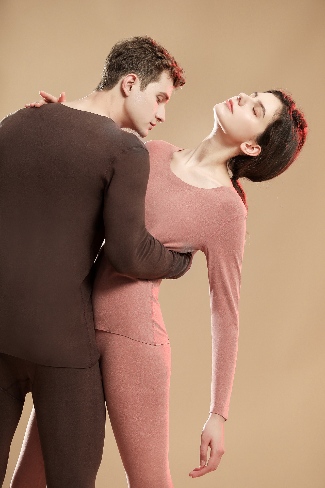 发热内衣创意拍摄