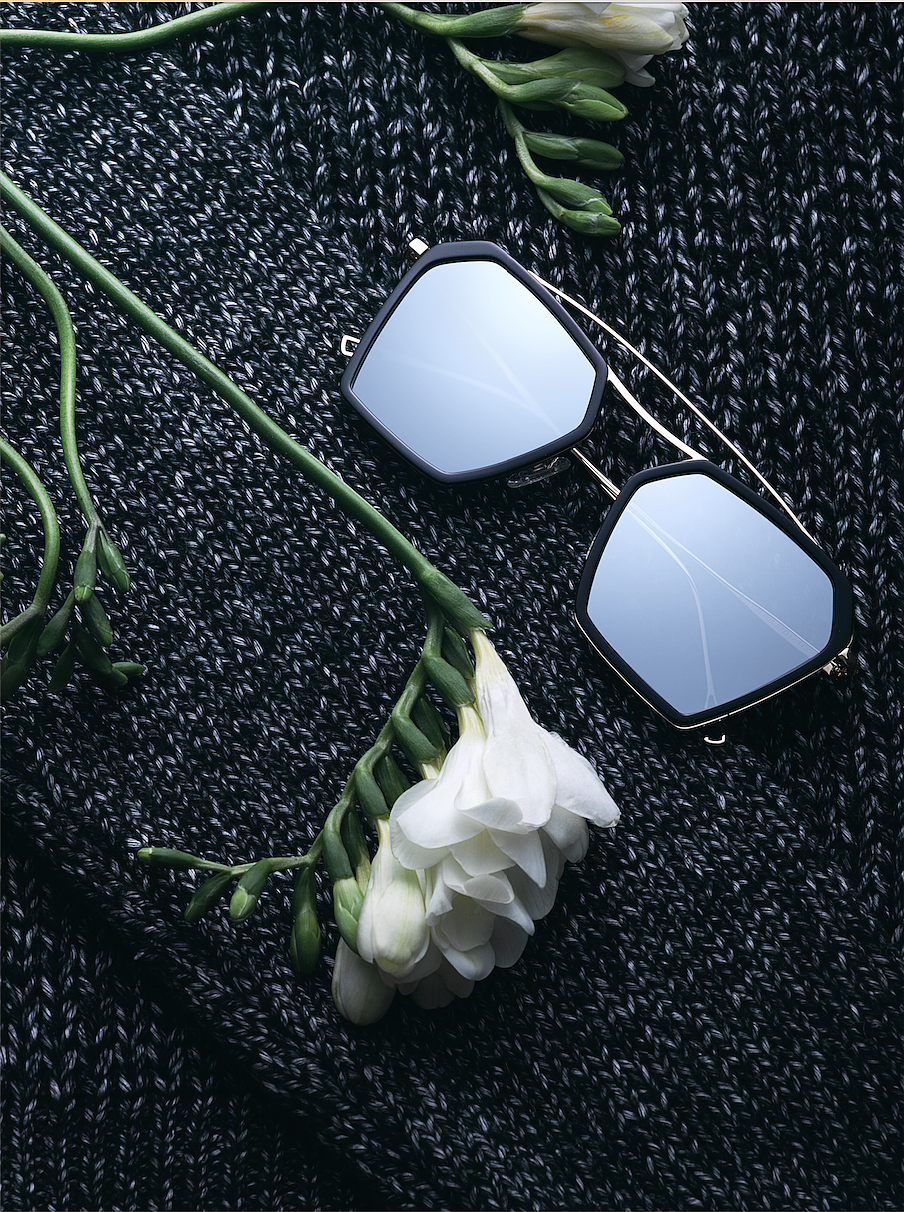 Prsr眼镜（图ZNzQ0ODU3ODg=） - 修图/后期 - 站酷设计师家辛商业修图原创素材 - 站酷ZCOOL