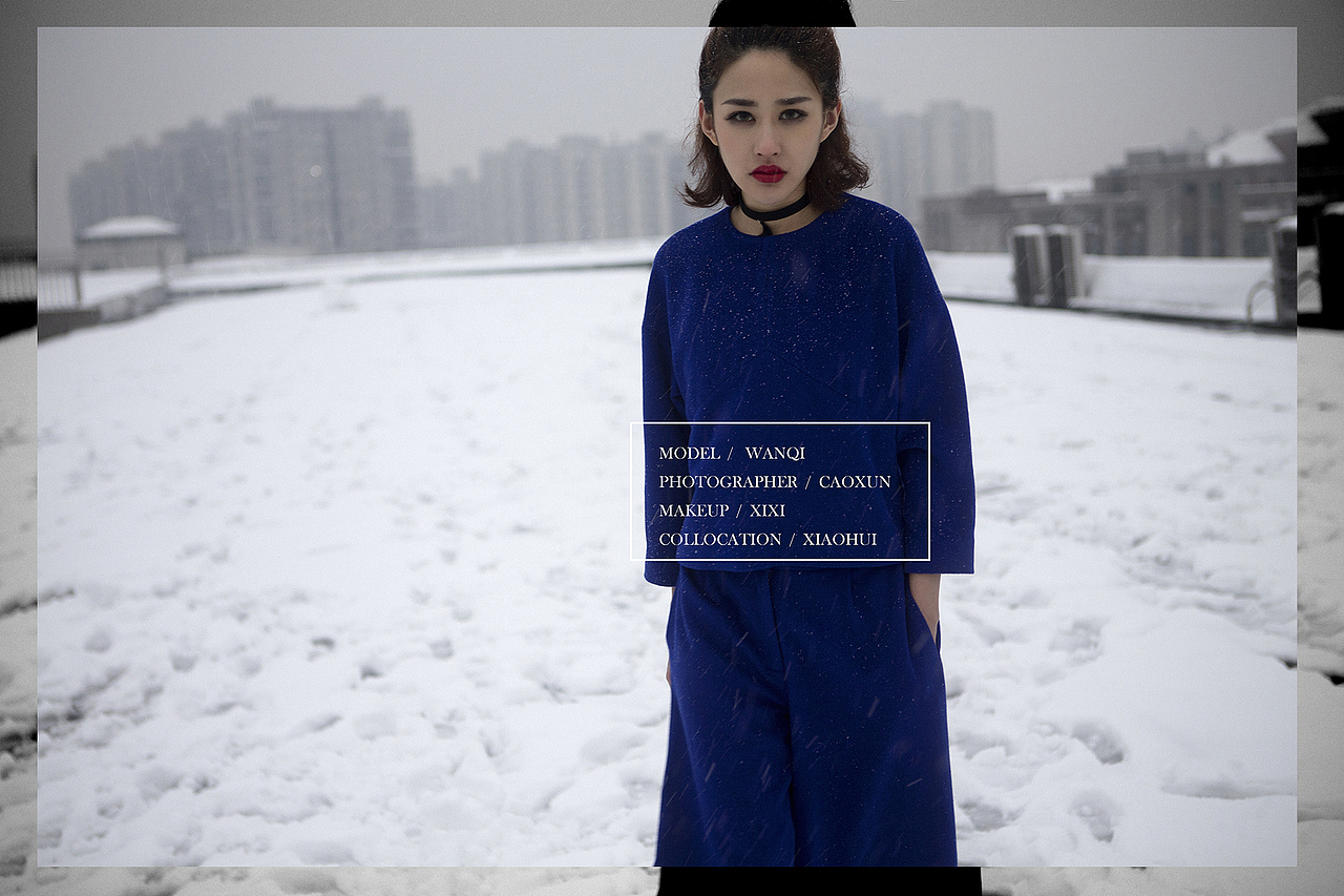 手插口袋是因为冷