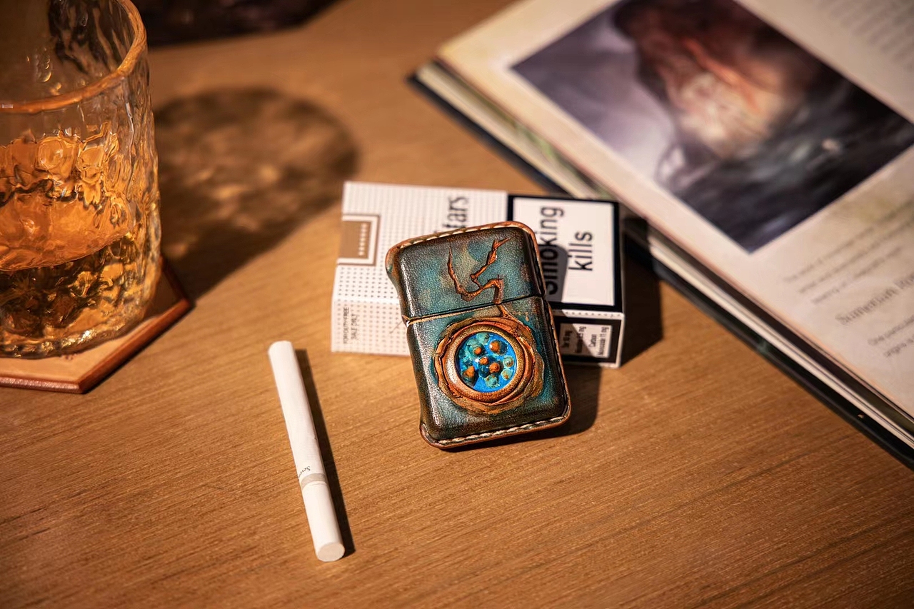 #吾熊皮具工作室😍 摄像机下工艺的细节太棒了😁（图ZMjY3OTM5MjUy） - 工艺品设计 - 站酷设计师麦小坤皮艺工作室原创素材 - 站酷ZCOOL