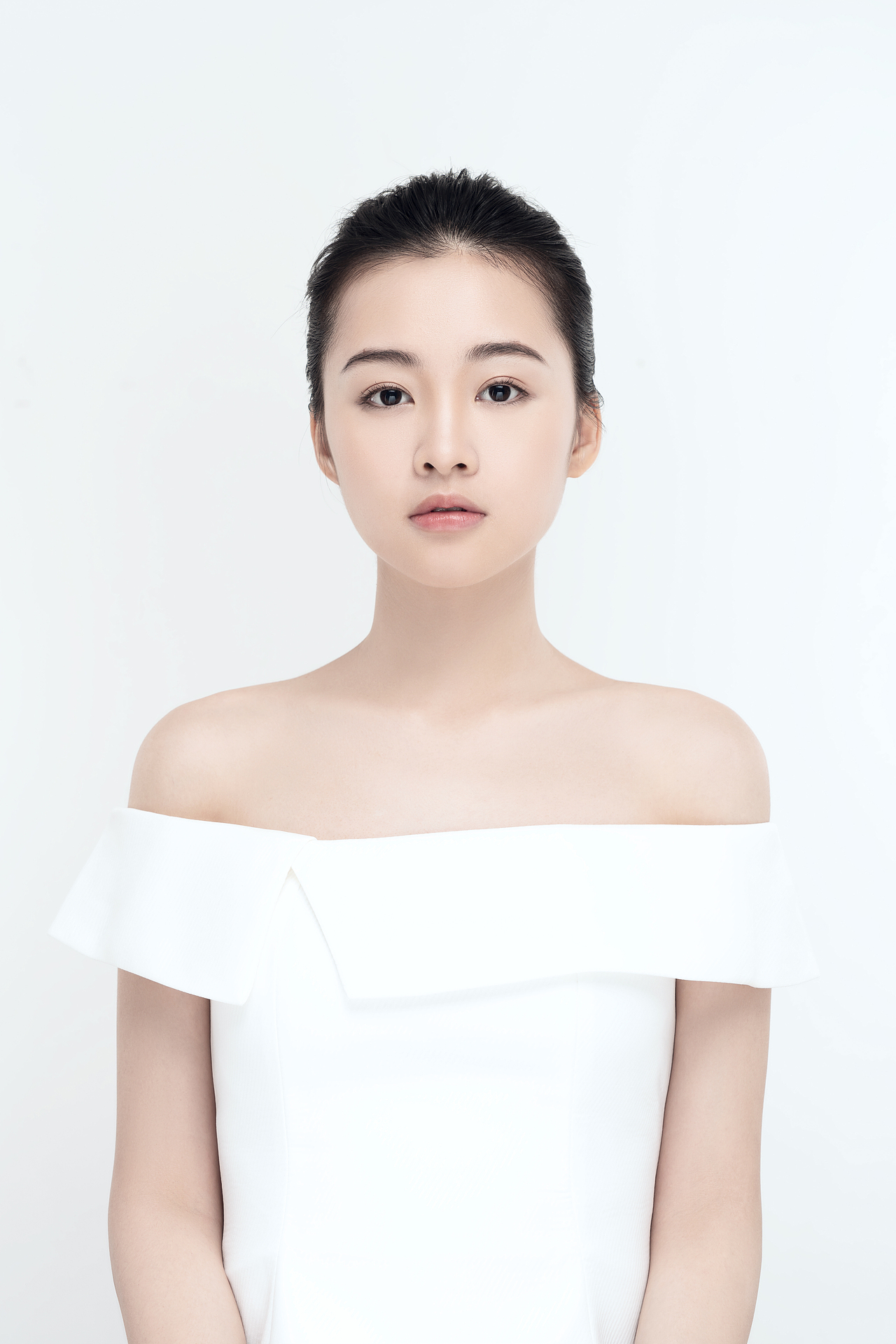 化妆品模特拍摄修图（图ZMTcxMjczMTUy） - 修图/后期 - 站酷设计师DJFXXOO88原创素材 - 站酷ZCOOL