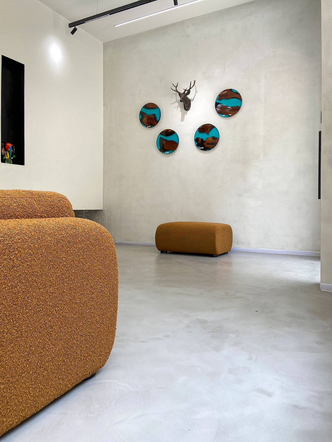 微水泥-极简风格_洛夫特小娜-站酷zcool