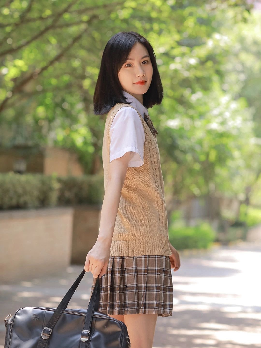 闺蜜写真（图ZMjk1MTM0Nzg0） - 人像摄影 - 站酷设计师三山静晓原创素材 - 站酷ZCOOL