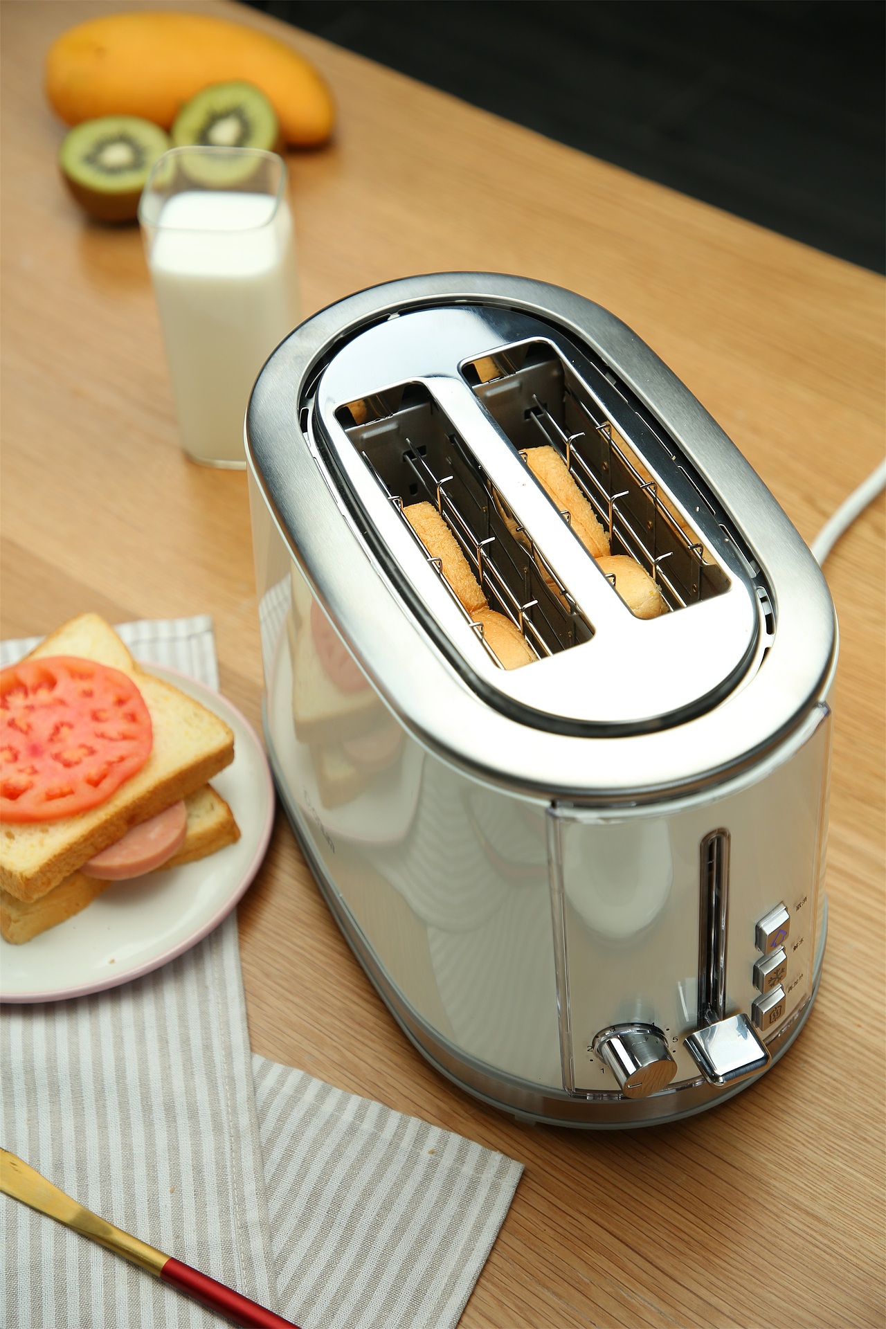 东菱多士炉面包机餐具套装碗盘子砂锅陶瓷锅迷你电饭煲