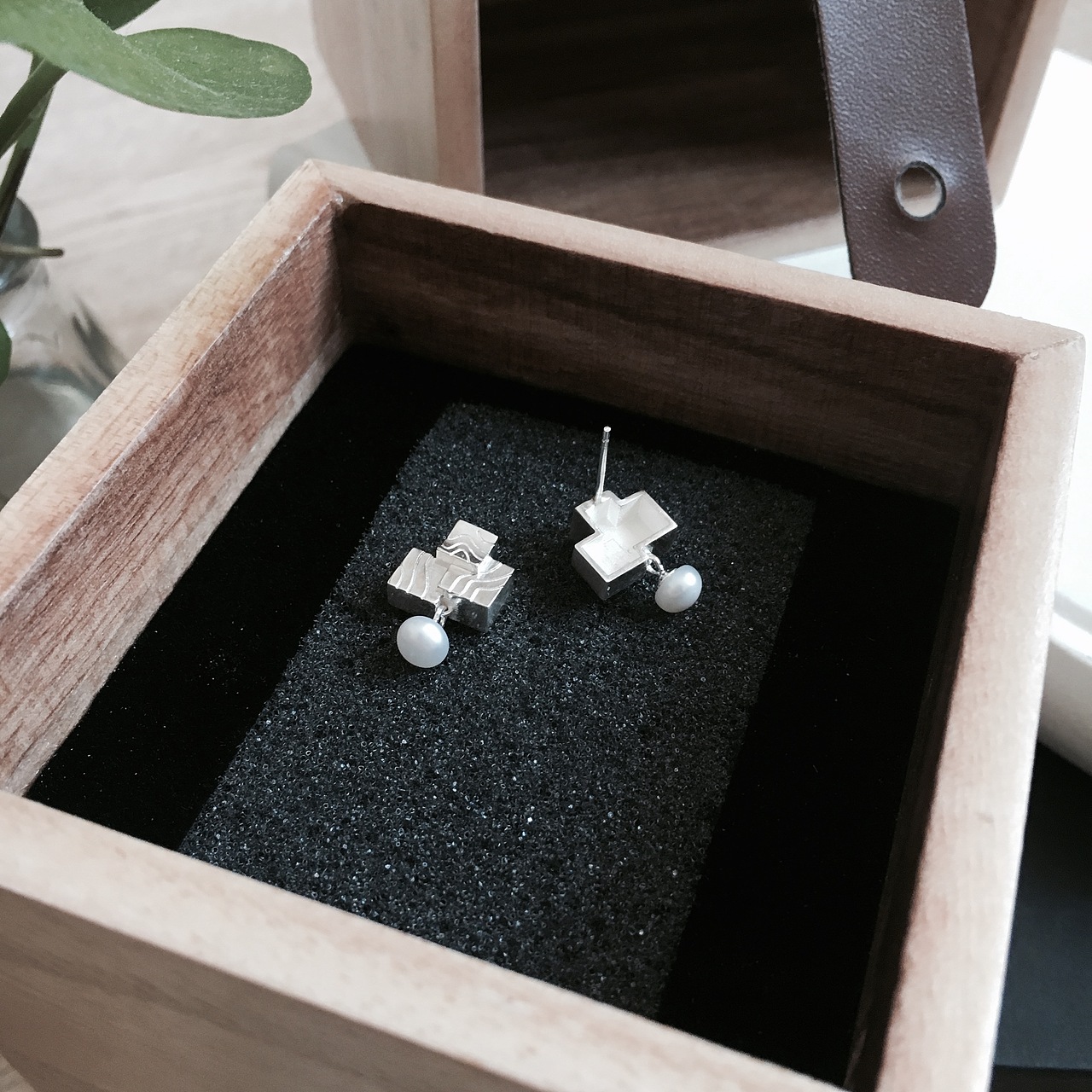 言语之外 品牌成立五周年特别回馈套装【年轮】