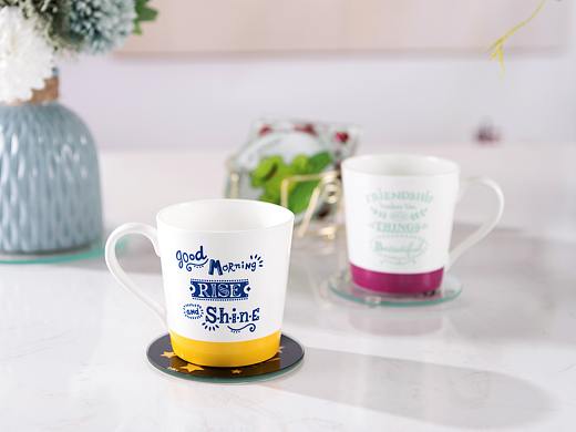 玻璃杯垫（个人主页-ZNTM0MzM2NDQ=） - 产品摄影 - 站酷设计师算云间原创素材 - 站酷ZCOOL