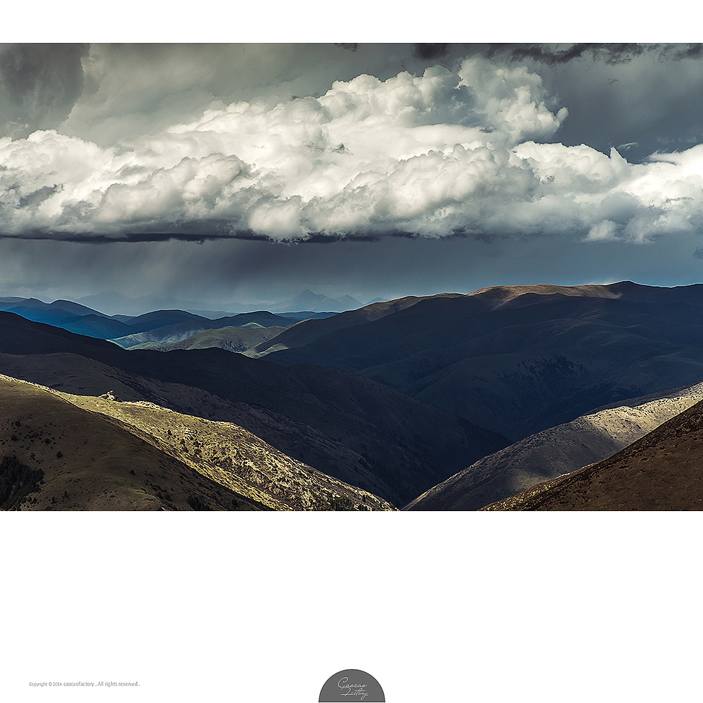 「色达亚青 序曲」（图ZMTczMjA4OTY=） - 人文/纪实摄影 - 站酷设计师caocaofactory原创素材 - 站酷ZCOOL