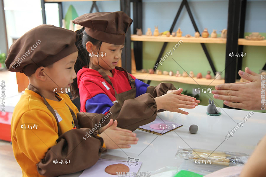 开动漫主题陶艺店需掌握的选址技巧