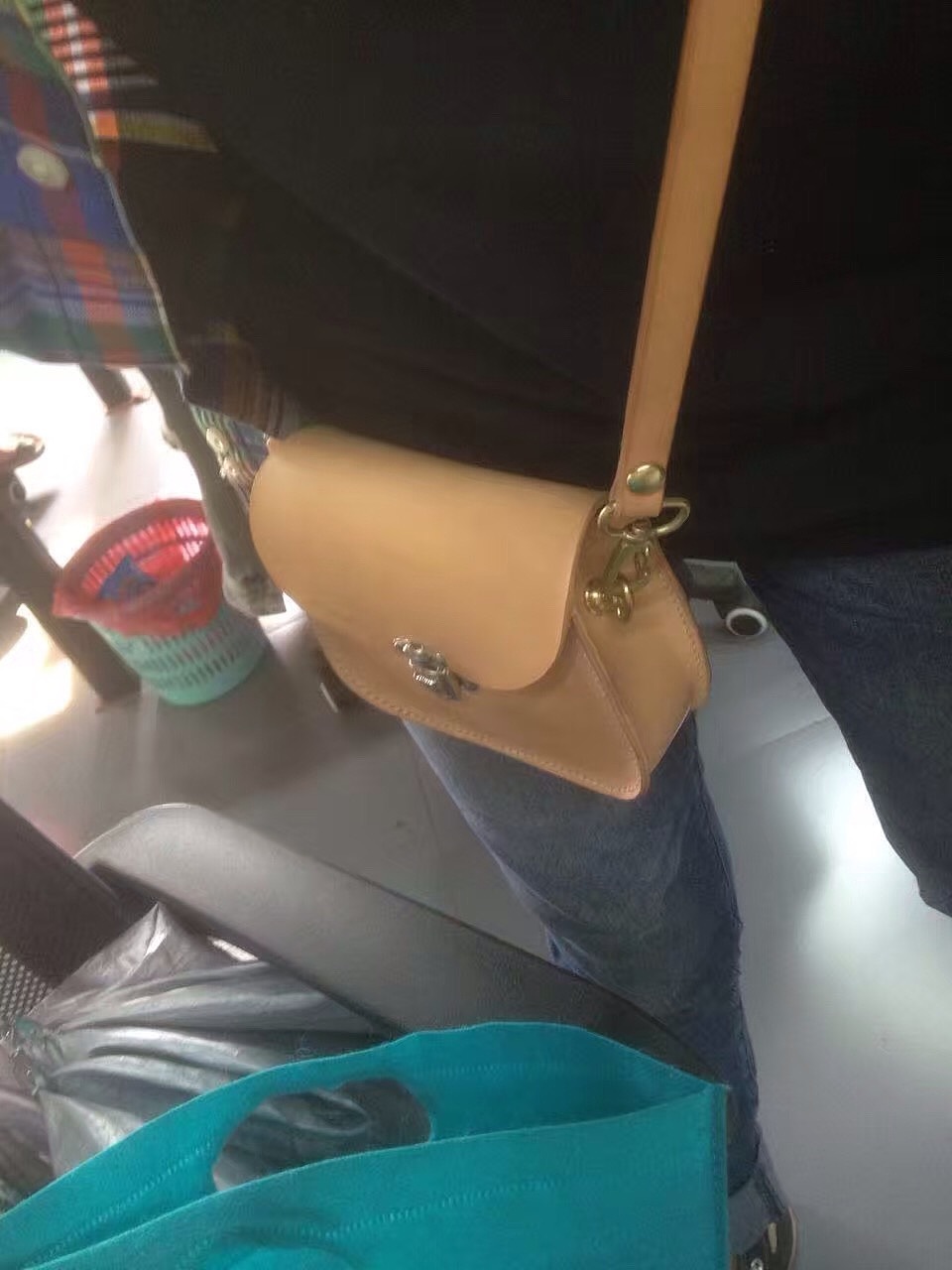 N~手工包包（图ZNjEzMDgxMTY=） - 工艺品设计 - 站酷设计师爱M的艺术生原创素材 - 站酷ZCOOL