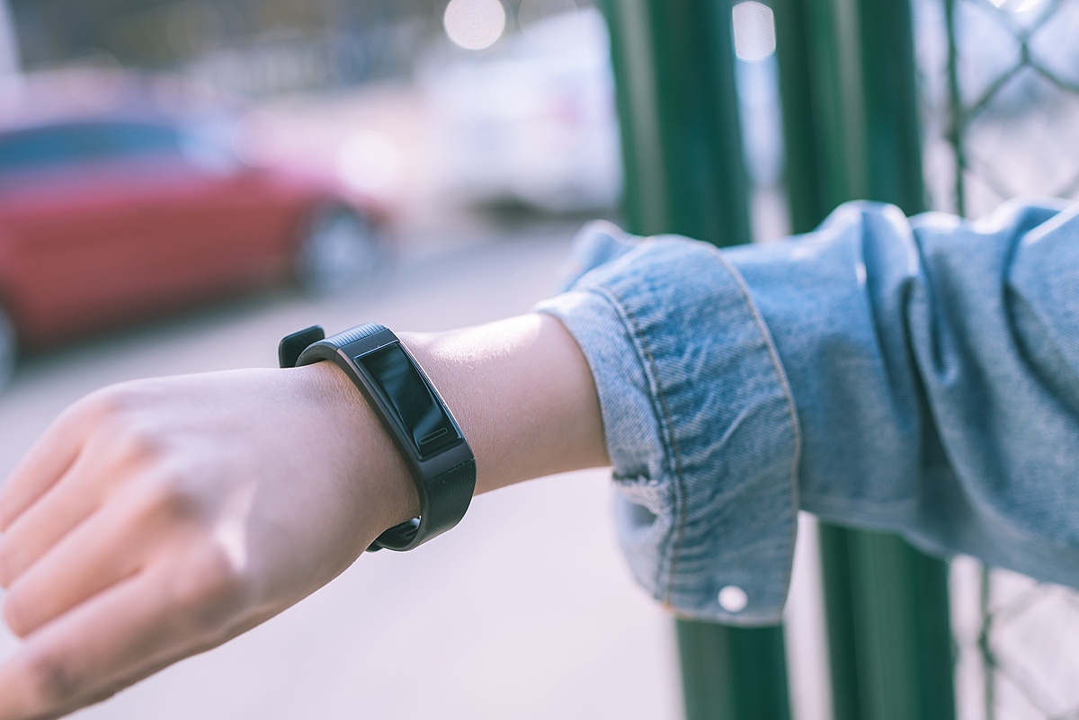 练习华为手环3佩戴随拍