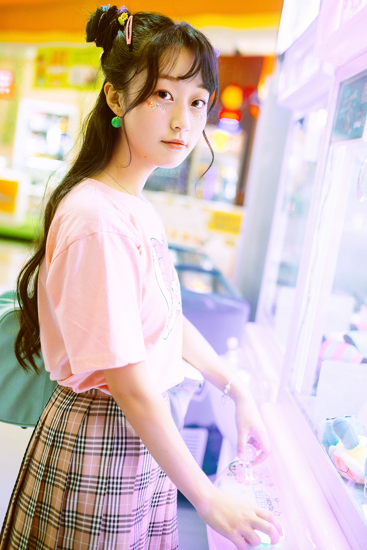 游戏室的美少女