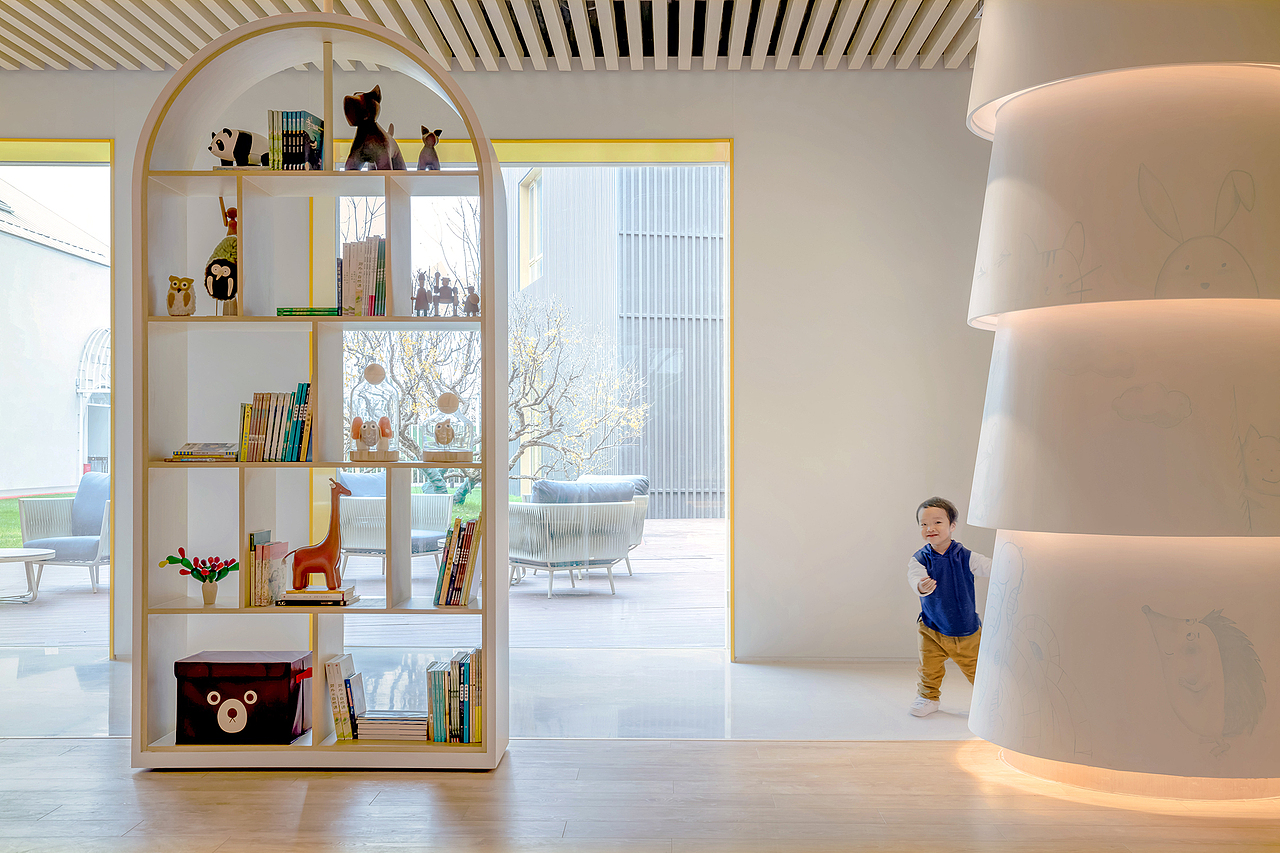 最童梦的主题地产销售中心,美好生活场景的设计实践