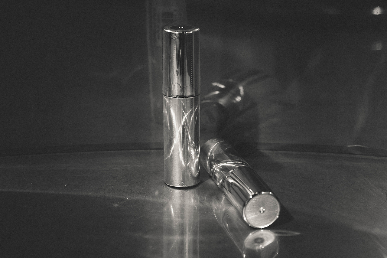 化妆品摄影—黑白质感（图ZMTg3Njk5OTg0） - 产品摄影 - 站酷设计师咔嚓一剪子原创素材 - 站酷ZCOOL