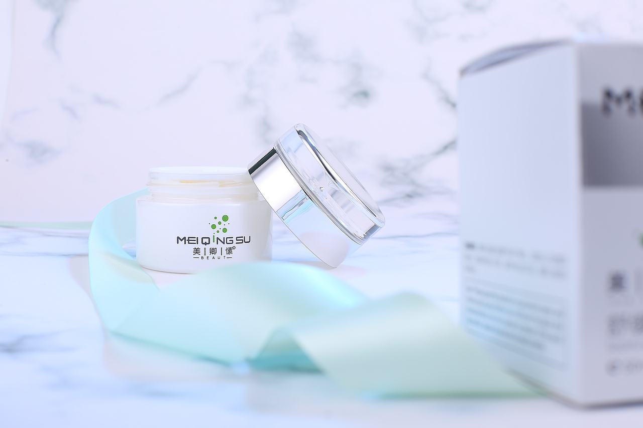 美卿愫舒缓修复滋养霜（图ZMTQwNjYwODky） - 包装 - 站酷设计师美卿愫原创素材 - 站酷ZCOOL