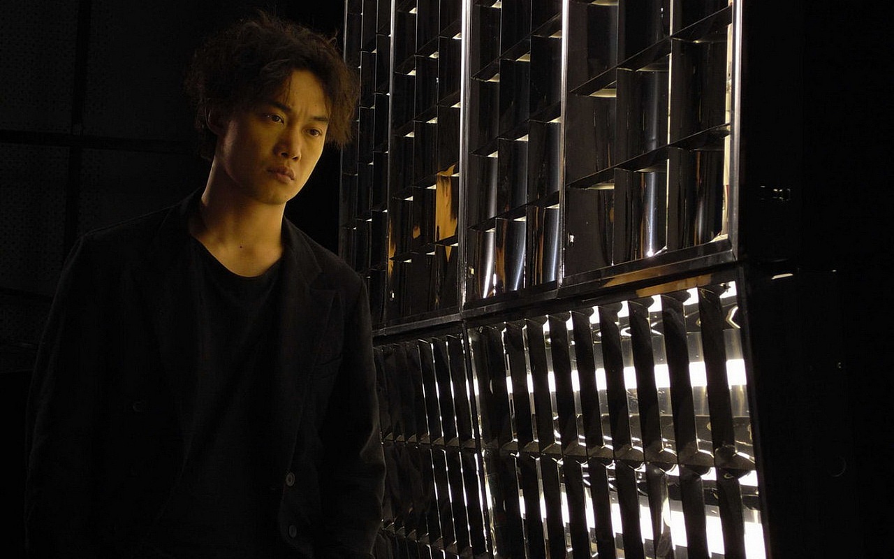 eason(陈奕迅)壁纸_月球上的人1874-站酷zcool