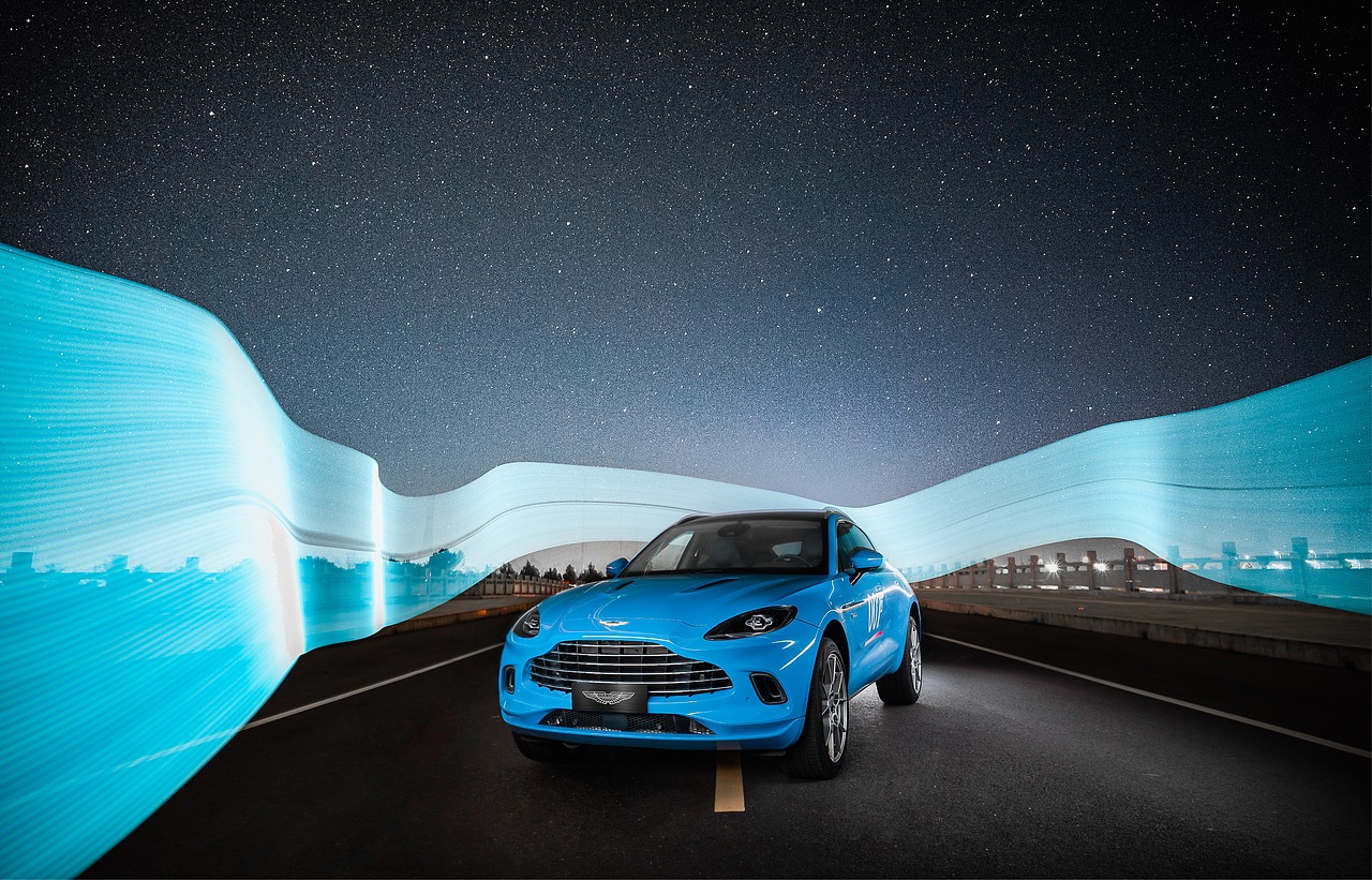 光绘汽车—阿斯顿马丁dbx