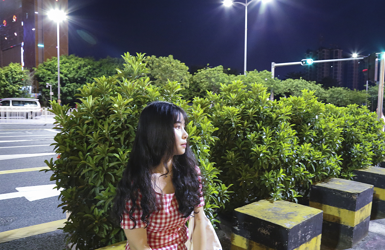 和我在深圳的街头走一走,污喔,污哦。（图ZODUwOTk4NDg=） - 人像摄影 - 站酷设计师在下万千有何贵干原创素材 - 站酷ZCOOL