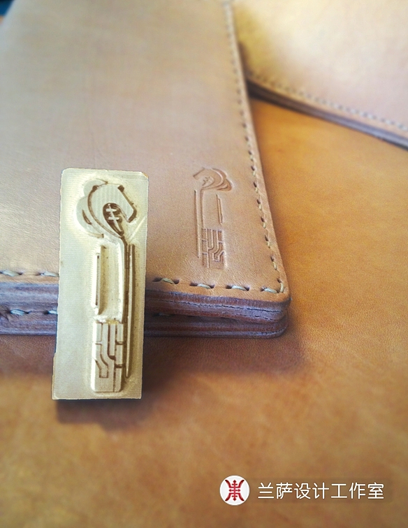 naqin(那沁)私人定制皮革艺术logo及VI（图ZMTg3Njc4NTY=） - 品牌 - 站酷设计师李梦超原创素材 - 站酷ZCOOL