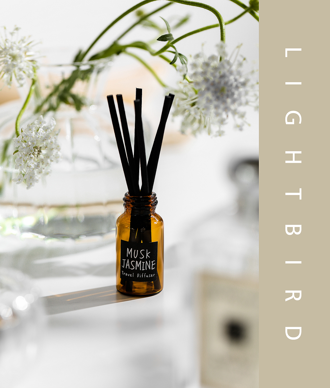 Lightbird×香薰精油 | 电商家居静物香薰精油拍摄（图ZMjAzMjg0NjA4） - 产品摄影 - 站酷设计师Lightbird原创素材 - 站酷ZCOOL