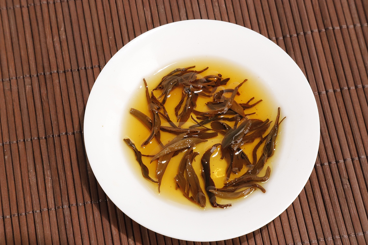 浓香型武夷金骏眉红茶（图ZMjA2OTY5MDIw） - 产品摄影 - 站酷设计师GuoNingZ原创素材 - 站酷ZCOOL