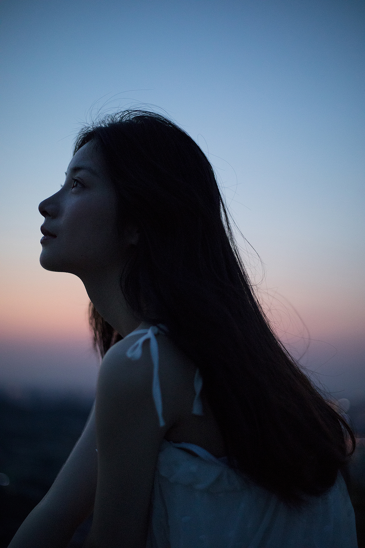 依婷（图ZMTYzMDMyNjg0） - 人像摄影 - 站酷设计师小小蚂蚁_原创素材 - 站酷ZCOOL