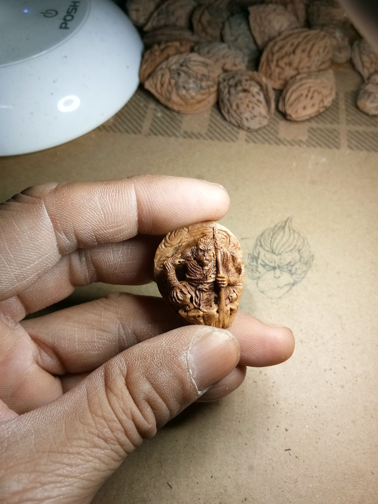 大圣（图ZMTUyNDAwNzI0） - 其他工业/产品 - 站酷设计师青平核雕原创素材 - 站酷ZCOOL