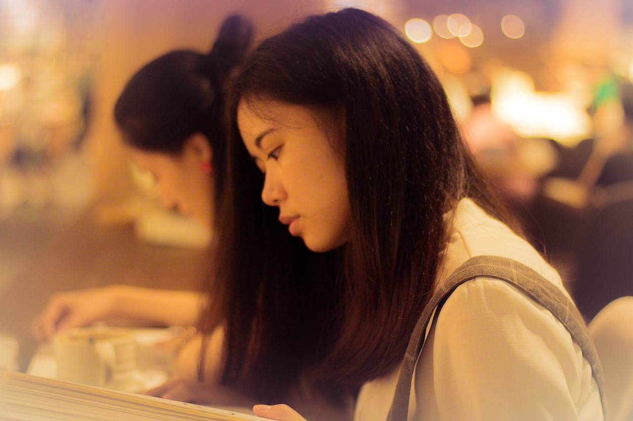 在路上，寻找诗和远方的田野（图ZOTI1ODM1ODQ=） - 人像摄影 - 站酷设计师不靠谱的社祭狮原创素材 - 站酷ZCOOL